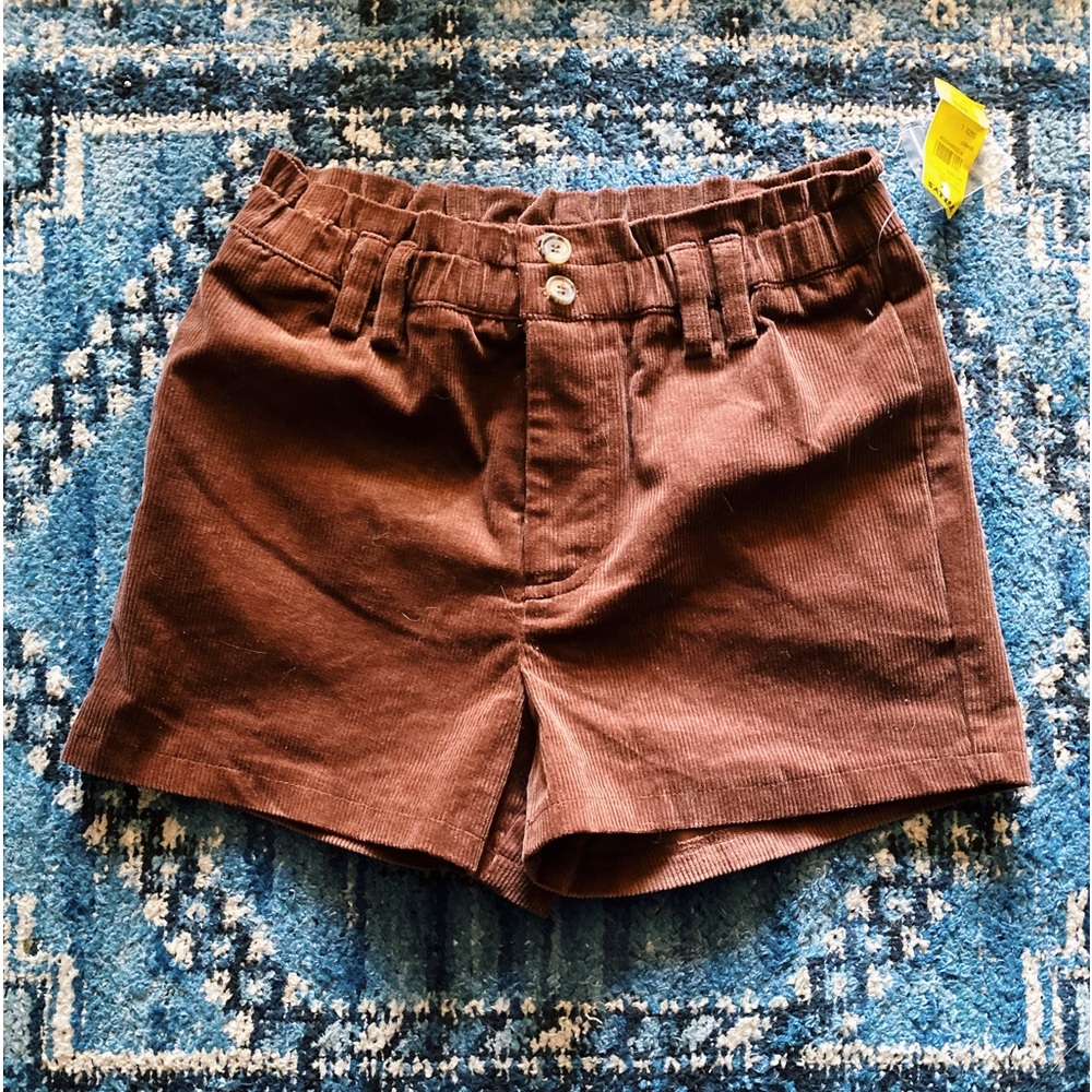 corduroy shorts 🐻